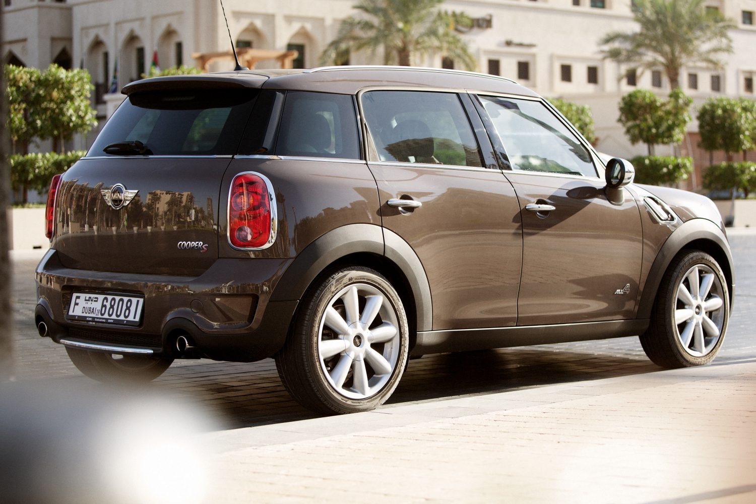 Cem Guenes - MINI DUBAI - Archive, Something with Cars