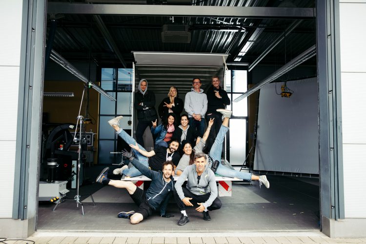 Cem Guenes - CREW LOVE - Archive, NEWS
