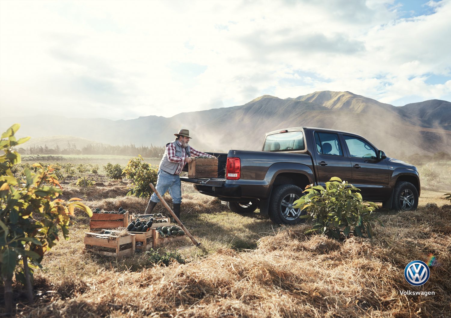 Cem Guenes - VW | NUTZFAHRZEUGE EQUADOR - Archive, Hall of Fame, Something with Cars