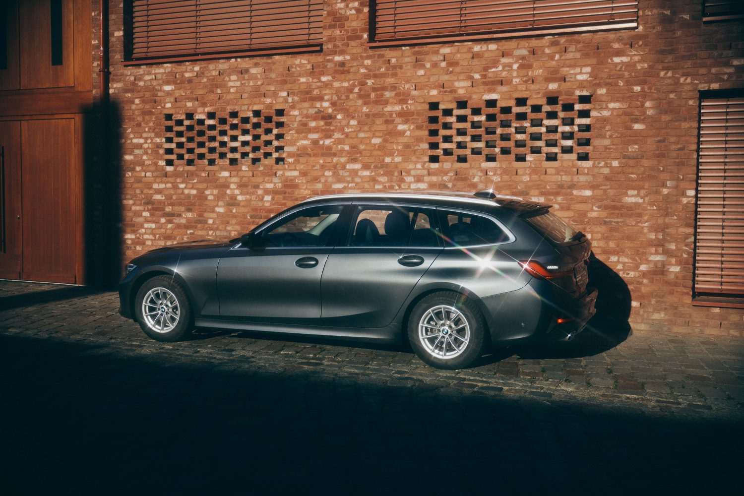 Cem Guenes - BMW 3ER TOURING | SAMARA - Archive, Motion Picture, NEWS, Something with Cars