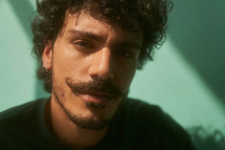 Cem Guenes - FERO - Archive, NEWS, Portrait Mode