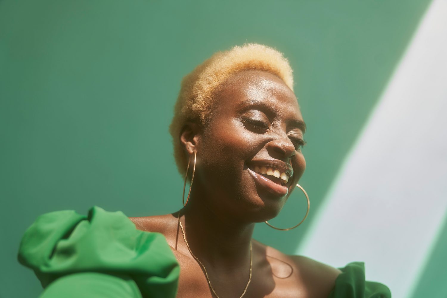 Cem Guenes - BAYI - Archive, NEWS, Portrait Mode