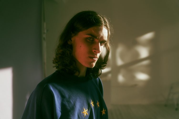 Cem Guenes - LENNART - Archive, Portrait Mode