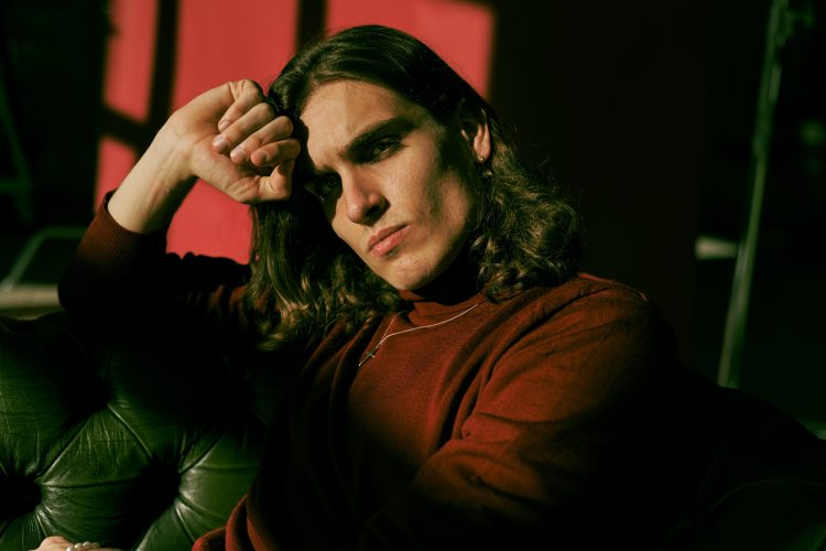 Cem Guenes - LENNART - Archive, Portrait Mode