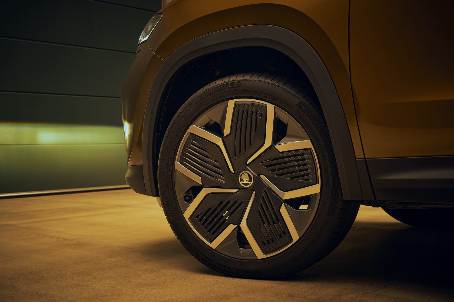 Cem Guenes - ŠKODA | CAMPAIGN KODIAQ - Archive, Hall of Fame, NEWS, Something with Cars