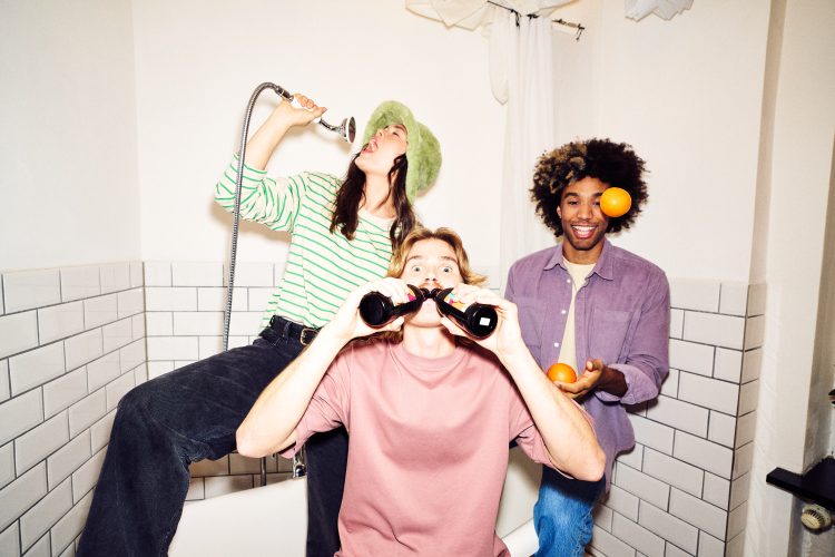 Cem Guenes - KROMBACHER SPEZI - Archive, Friends and Other Strangers, NEWS