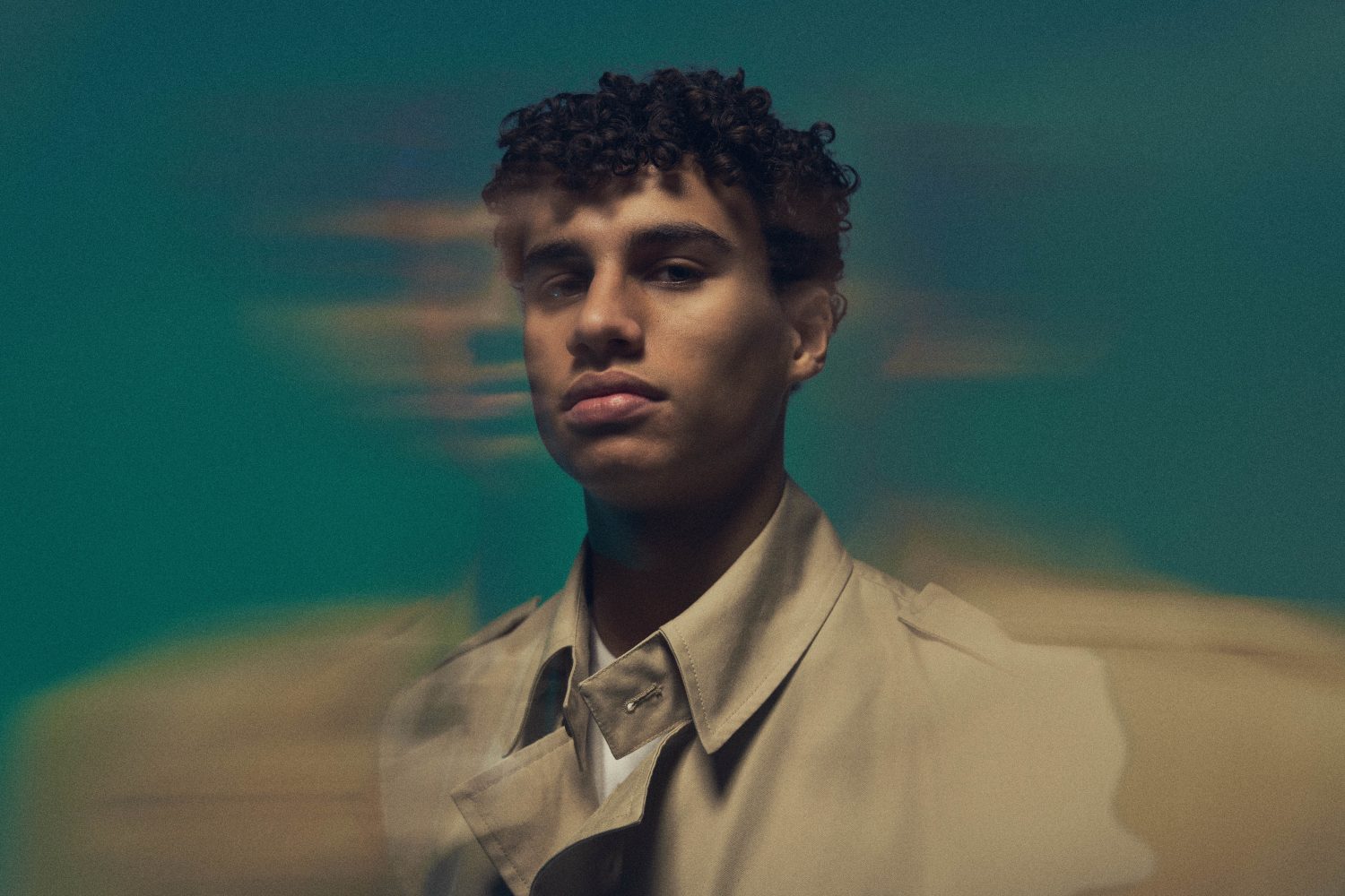 Cem Guenes - CALLUM - Archive, NEWS, Portrait Mode